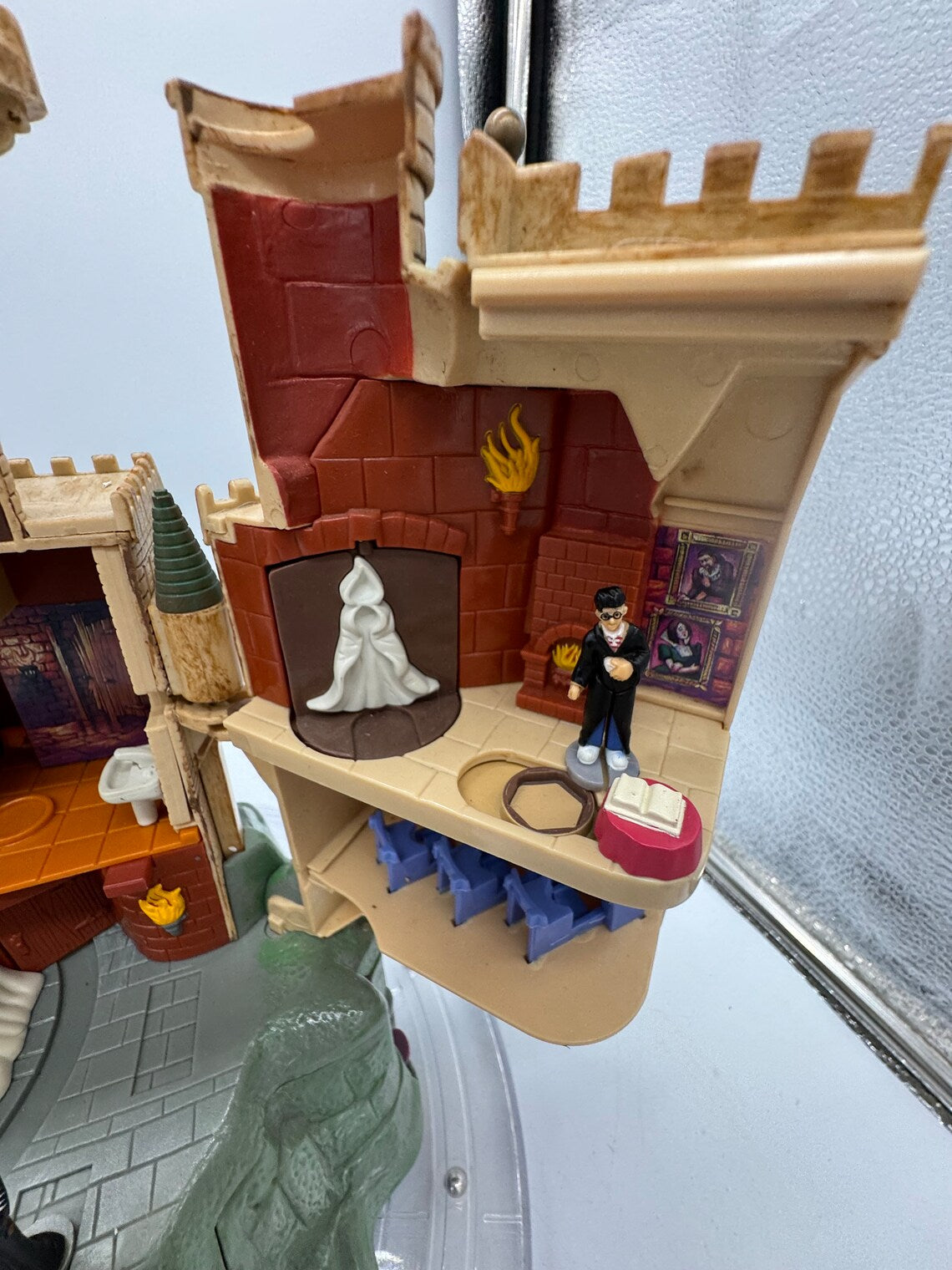 2001 Polly Pocket Harry Potter Hogwarts Castle